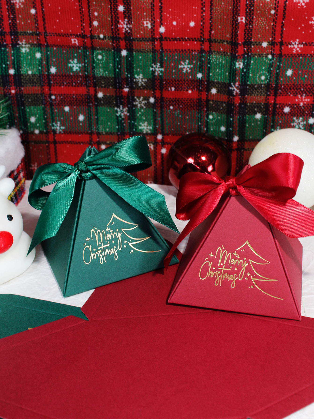 Etiket kurdeleler ile noel üçg - Chocolate Snack incelemesi ve fiyatı